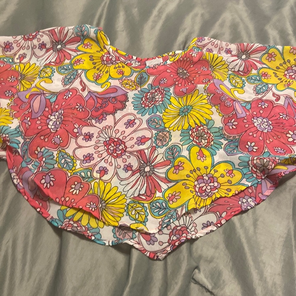 Vtg inspired floral- pony tail size small- 7/8 sheer coverup